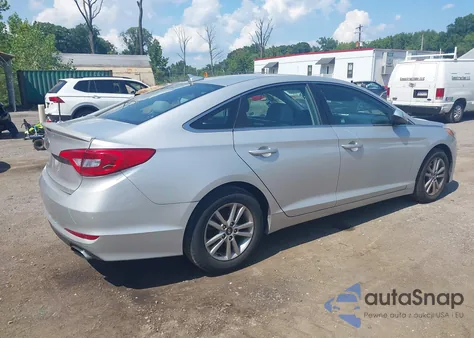 2015 Hyundai Sonata Se z USA, uszkodzony, nr VIN 5NPE24AF7FH042235